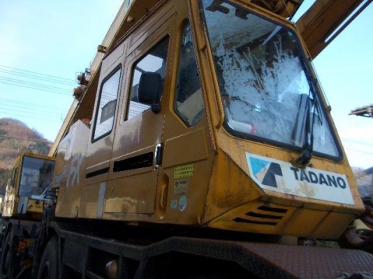 เครนเก่านอก TADANO  TR250M-5  ญี่ปุ่นแท้ ราคาถูก คุณภาพดี สนใจโทรหาเจี๊ยบเลยค่ะ 087-3310254 จร้า