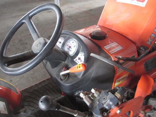 ไปนครปฐมซะแล้ว KUBOTA B2420   คุณภาพเยี่ยม พร้อมใบมีดติดตัวรถ ชัวโมงน้อยเพียง 163 เท่านั้น