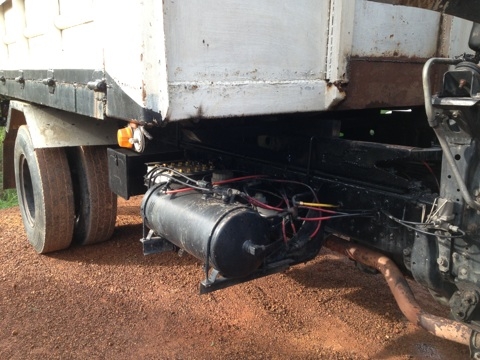 ขาย มิตซู 6 ล้อดั๊มใหญ่ 195 แรงม้า / ยาง 900-20 / กระบะดั๊มยาว 3.7 เมตร ขาย มิตซู 6 ล้อดั๊มใหญ่ 195 แรงม้า / ยาง 900-20 / กระบะดั๊มยาว 3.7 เมตร