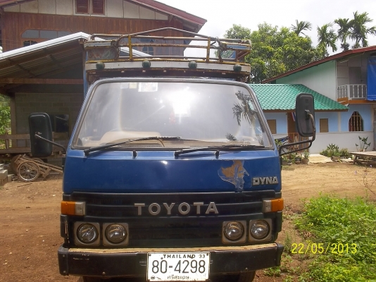 ขายโตโยต้า 6ล้อกลาง  เครื่องฮีโน่ 4สูบ  WO4D  117แรง