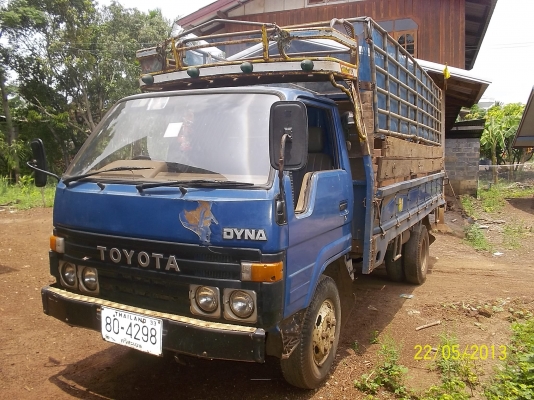 ขายโตโยต้า 6ล้อกลาง  เครื่องฮีโน่ 4สูบ  WO4D  117แรง