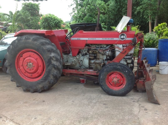 รถไถ Massey Ferguson 175