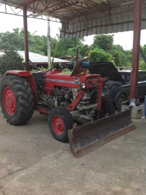 รถไถ Massey Ferguson 175
