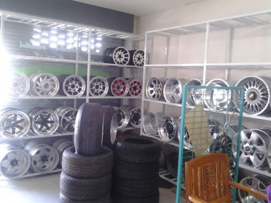 ล้อแม็กลายตัน 15x8.5นิ้ว 5รู114