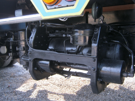 ขาย6ล้อฮีโน่ FB4J  140 แรงม้า รถห้างแท้ปี 44 ราคาต่อรองได้