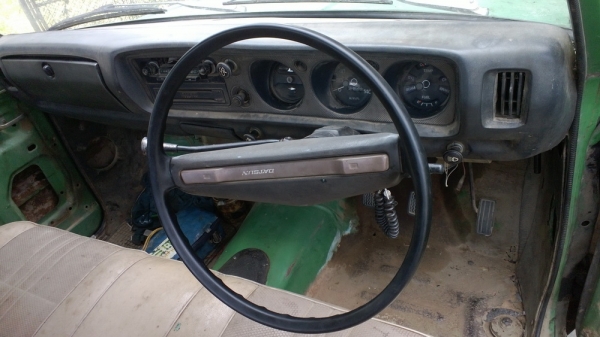 ขายช้างdatsun620 1500เดิมๆแห้งๆบางๆทะเบียนโอน