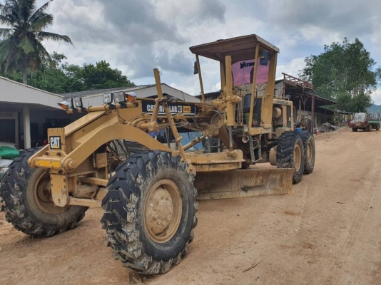 ขาย 1,380,000 รถเกรด Catterpillar ขาย 1,380,000 รถเกรด Catterpillar