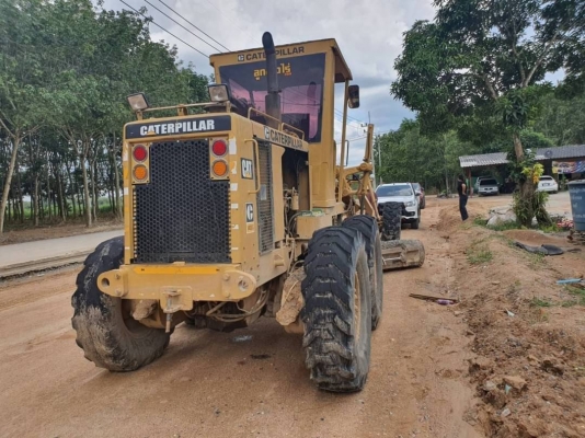 ขาย 1,380,000 รถเกรด Catterpillar ขาย 1,380,000 รถเกรด Catterpillar