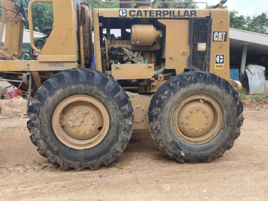 ขาย 1,380,000 รถเกรด Catterpillar