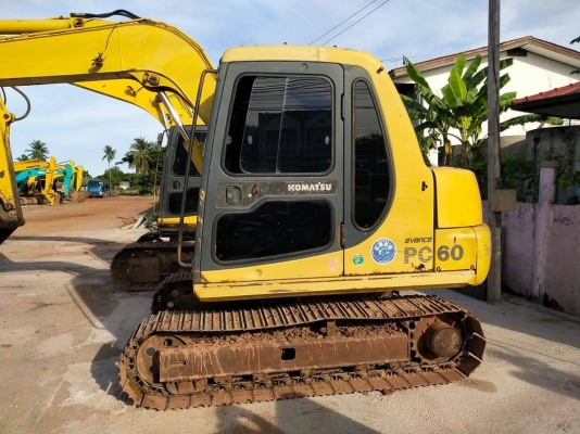 ⭐⭐Komatsu  PC60-7  สภาพเก่านอก เอกสารอินวอยซ๋
