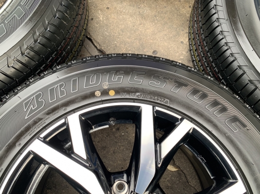 แม็กป้ายแดง ISUZU MU-X THE ONYX ขอบ 18 รุ่นใหม่ล่าสุด พร้อมยางใหม่ป้ายแดง 255-60-18 Bridgestone กลางปี 20 สดใหม่ กริ๊บๆ แม็กป้ายแดง ISUZU MU-X THE ONYX ขอบ 18 รุ่นใหม่ล่าสุด พร้อมยางใหม่ป้ายแดง 255-60-18 Bridgestone กลางปี 20 สดใหม่ กริ๊บๆ