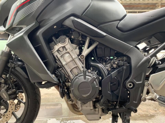 Honda Cb650f abs ปี 15 สวยสมบูรณ์ Honda Cb650f abs ปี 15 สวยสมบูรณ์