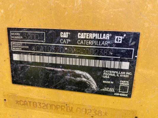 CAT 320 D เล่มทะเบียน สภาพเก่านอก ไฟฟ้าครบ เครื่องดี ปั้มแรง เอวแน่น ช่วงล่างสวย แอร์เย็น รถสวยพร้อม
