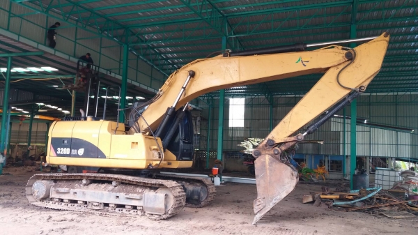 CAT 320 D เล่มทะเบียน สภาพเก่านอก ไฟฟ้าครบ เครื่องดี ปั้มแรง เอวแน่น ช่วงล่างสวย แอร์เย็น รถสวยพร้อม