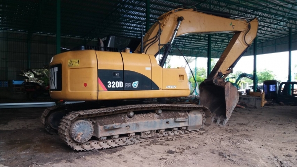 CAT 320 D เล่มทะเบียน สภาพเก่านอก ไฟฟ้าครบ เครื่องดี ปั้มแรง เอวแน่น ช่วงล่างสวย แอร์เย็น รถสวยพร้อม