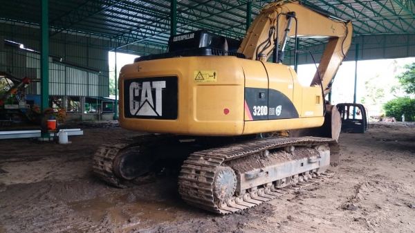 CAT 320 D เล่มทะเบียน สภาพเก่านอก ไฟฟ้าครบ เครื่องดี ปั้มแรง เอวแน่น ช่วงล่างสวย แอร์เย็น รถสวยพร้อม