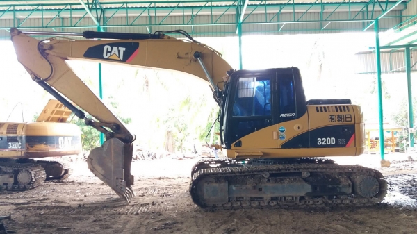 CAT 320 D เล่มทะเบียน สภาพเก่านอก ไฟฟ้าครบ เครื่องดี ปั้มแรง เอวแน่น ช่วงล่างสวย แอร์เย็น รถสวยพร้อม
