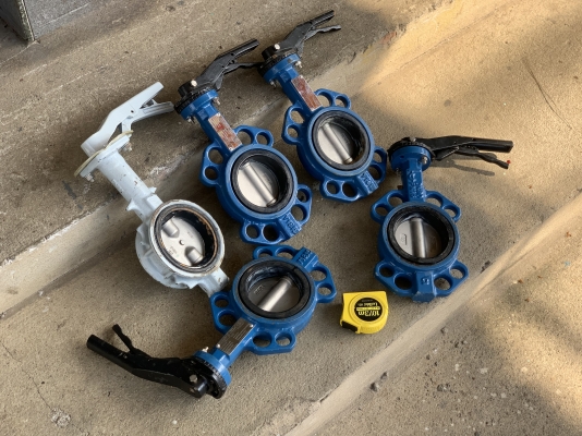 ( เหลือ 3ตัวครับ )ขายวาล์วผีเสื้อสแตนเลส Kitz และ Tecofi ขนาด 3นิ้ว ทนแรงดันสูง 16Bar made in Japan และ France หมุนนิ่ม พร้อมใช้งาน รองรับได้ทุกขนาดหน้าแปลนครับ มีรวม 5ตัวครับ ราคาตัวละ 950 บาท ( เหลือ 3ตัวครับ )ขายวาล์วผีเสื้อสแตนเลส Kitz และ Tecofi ขนาด 3นิ้ว ทนแรงดันสูง 16Bar made in Japan และ France หมุนนิ่ม พร้อมใช้งาน รองรับได้ทุกขนาดหน้าแปลนครับ มีรวม 5ตัวครับ ราคาตัวละ 950 บาท