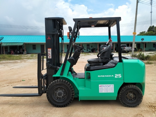 โฟร์คลิฟท์ 2.5 ตัน
