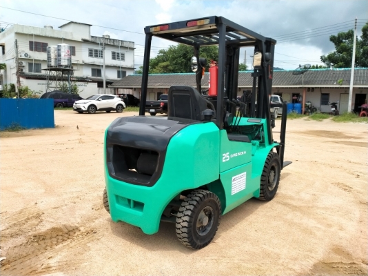 โฟร์คลิฟท์ 2.5 ตัน