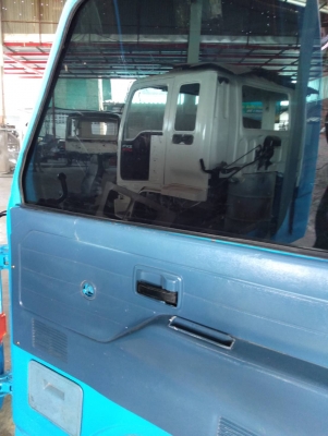 ขายหัวรถอีซุ NPR115สวย อุปกรณ์ครบ ราคา 52000 บาท สนใจติดต่อคุณเอ 087-049-9962 ขายหัวรถอีซุ NPR115สวย อุปกรณ์ครบ ราคา 52000 บาท สนใจติดต่อคุณเอ 087-049-9962