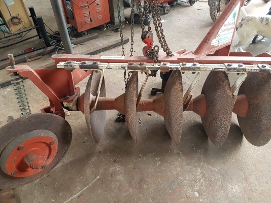 ผานรถไถเล็ก