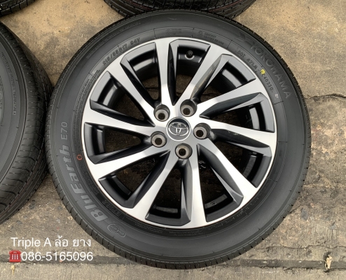 ล้อแม็ก 5รู114 Toyota (Made in Japan) ขอบ 17 เทาหน้าเงา พร้อมยางใหม่ 215-55-17 Yokohama ปี 20 สวยๆ ล้อแม็ก 5รู114 Toyota (Made in Japan) ขอบ 17 เทาหน้าเงา พร้อมยางใหม่ 215-55-17 Yokohama ปี 20 สวยๆ