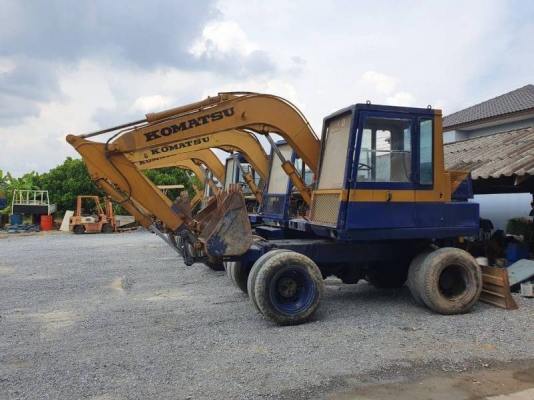 KOMATSU PW60-5 มี5คันระบบดีเหมือนรถใหม่เอกสารอินวอย