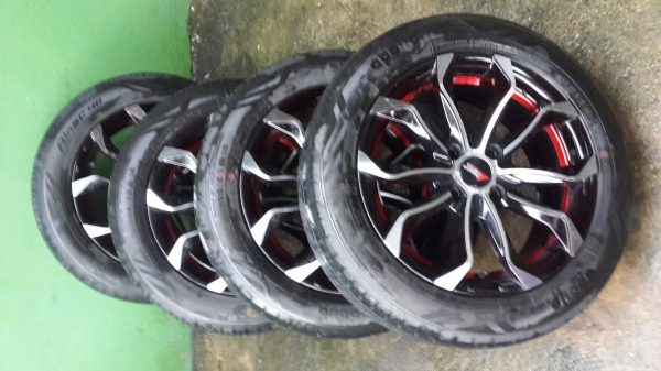 แม๊กพร้อมยางขอบ15  (ด่วนเลย  7300 )