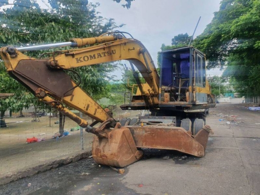 KOMATSU PW100-3 มีหัวคีปพร้อมบุ้งกี๋