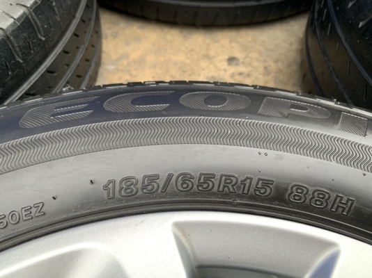 ล้อแม็ก Mazda 2 Skyactiv ขอบ 15 สีบอร์น แถมยาง 185-65-15 Bridgestone ปี 16 ล้อแม็ก Mazda 2 Skyactiv ขอบ 15 สีบอร์น แถมยาง 185-65-15 Bridgestone ปี 16