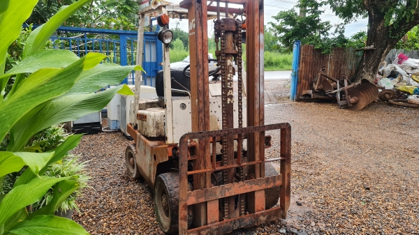 ขายตามสภาพ รถฟอร์คลิฟต์ NISSAN 1.5 ตัน ไม่มีเครื่อง ยางตัน ราคาต่อรองได้ครับ