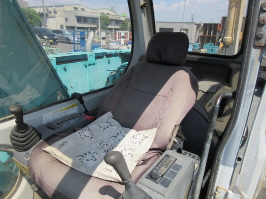 ขายรถขุดนำเข้าญี่ปุ่น kobelco sk60 สนใจติดต่อ 0923309229 อี๊ด