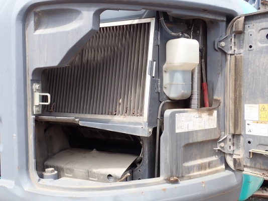 ขายรถขุดนำเข้าญี่ปุ่น kobelco sk125 yv06 รุ่น8 สนใจติดต่อ 0923309229 อี๊ด