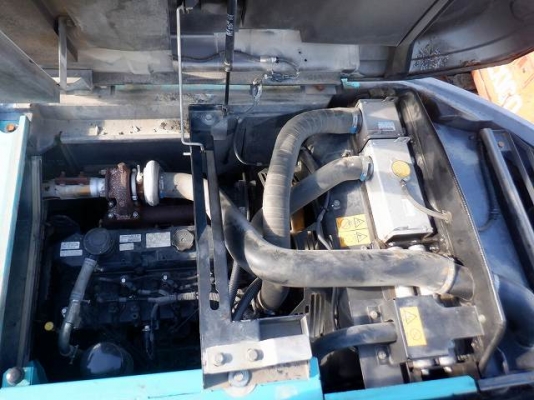 ขายรถขุดนำเข้าญี่ปุ่น kobelco sk135 yv06 รุ่น8 สนใจติดต่อ 0923309229 อี๊ด