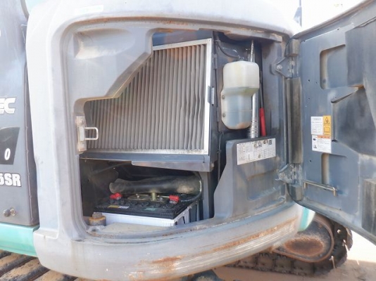 ขายรถขุดนำเข้าญี่ปุ่น kobelco sk135 yv06 รุ่น8 สนใจติดต่อ 0923309229 อี๊ด