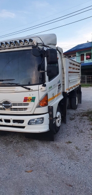 ขายรถบรรทุก 6 ล้อ HINO FC9J 145 แรงม้า ปี 57 ขายรถบรรทุก 6 ล้อ HINO FC9J 145 แรงม้า ปี 57