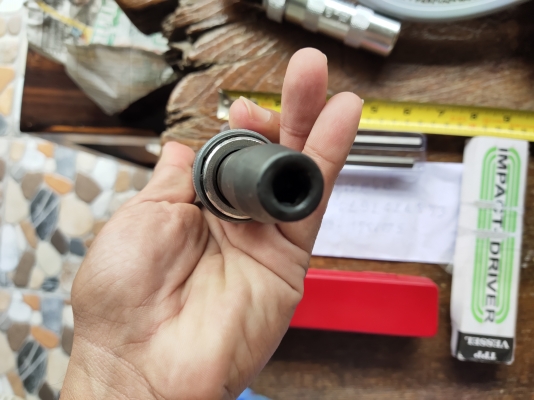 ขายไขควงตอกVESSEL TAIWAN.