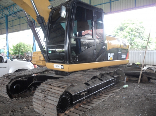 320d2, @1,780,000uาท ที่ปทุมธานี โทรจองเลยครับที่เบอร์ ☎️ 081-989-1989 หรั่งครับ