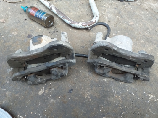 จานเบรค ปั้มเบรคหน้า isuzu vega ใส่ tfr cameo vega  2500บาท