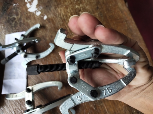 ขายสามขามี3ขนาด 3&quot;,4&quot;,6&quot; สนใจ089-1786075