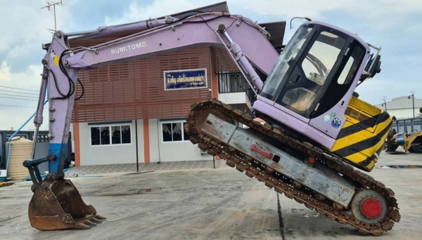 ขายด่วนราคาพิเศษ595,000บาทรถแบคโฮซูมิโตโม่SH135เทียบเท่าPC120อาไหล่ใช้กับSH120รถนอกเพิ่งนำเข้ามาใหม่ยังไม่เคยใช้งานในเมืองไทยเลย