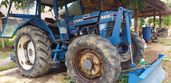 ขายรถไถ FORD 6610 2 เพลาอินวอย ขายรถไถ FORD 6610 2 เพลาอินวอย