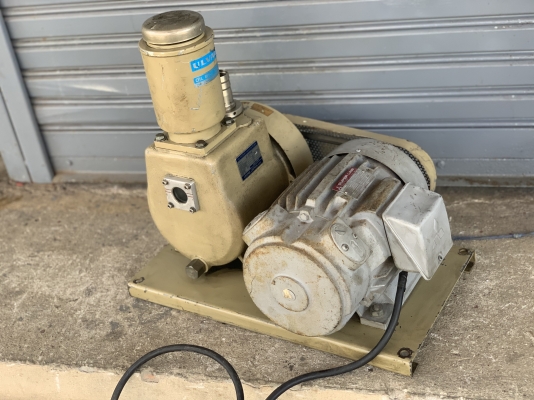 ขายปั๊มแวคคั่มสุญญากาศ ULVAC pump พร้อมมอเตอร์ Mitsubishi 1HP. 220V ไฟบ้าน made in Japan สภาพสวยใหม่มาก หมุนนิ่ม ดูดแรง พร้อมใช้งาน