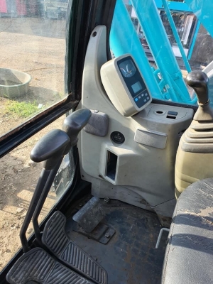 ขายแมคโค Kobelco SK135YY04 มีทะเบียน 770,000บาท โทร 081-8481185