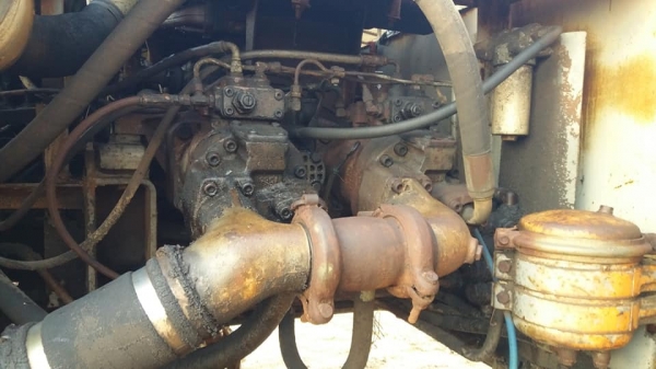 ขาย!! >>> Hitachi Ex200 รุ่น 1 รุ่นทนทาน ไม่จุกจิก พร้อมใช้งาน <<< เบอร์ติดต่อ 098-7155789 086-4631102