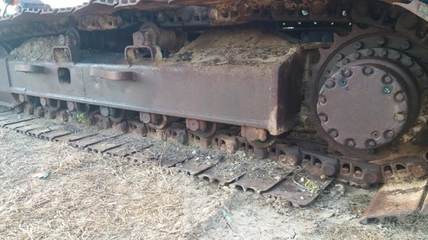 ขาย!! >>> Hitachi Ex200 รุ่น 1 รุ่นทนทาน ไม่จุกจิก พร้อมใช้งาน <<< เบอร์ติดต่อ 098-7155789 086-4631102