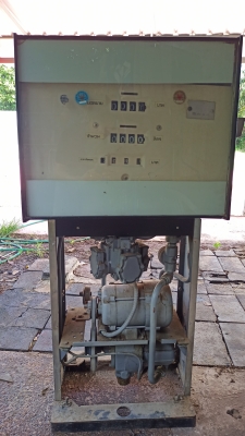 ขายด่วน ตู้จ่ายน้ำมันมือสอง 1 ตู้ พร้อมสายจ่ายน้ำมันยาว4เมตร มือจ่าย1มือราคา18000บาท  ติดต่อ0966826490