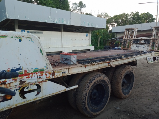 10ล้อเพลาเดียว ท้ายลาดหางพับไฮดรอลิก ช่วงล่าง้กียร์กลางของจัมโบ้ยกชุด