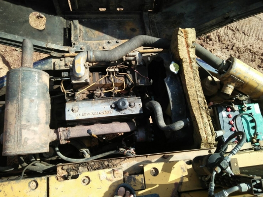 KOMATSU PC60-5 มีหัวคีปกับบุ้งกี๋ พร้อมใช้งาน KOMATSU PC60-5 มีหัวคีปกับบุ้งกี๋ พร้อมใช้งาน